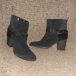AQUATALIA-FANYA-Moto Ankle Booties-Black Suede/Leather-Back Zip-Sz 11-Near Mint